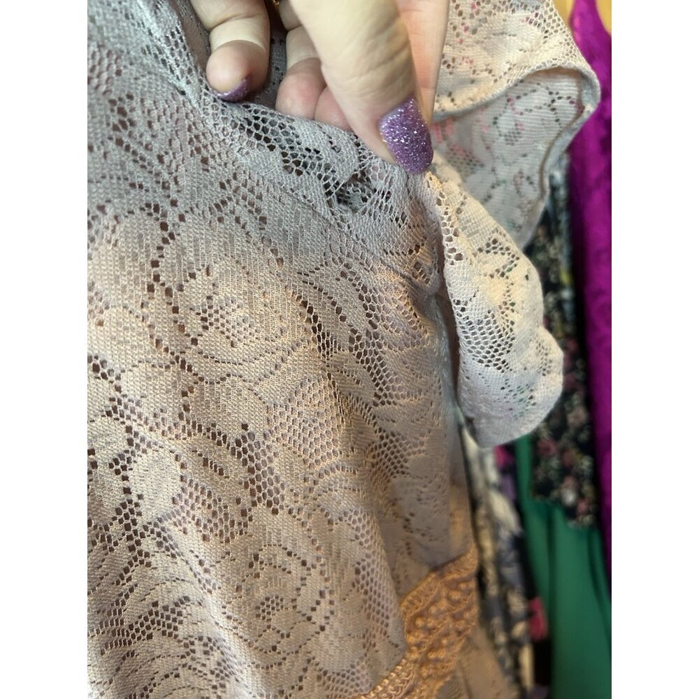 Torrid Mauve Pink Lace Lined Embordered Short Sleeve Knee Length Dress Sz 2 (2X) - Picture 5 of 12